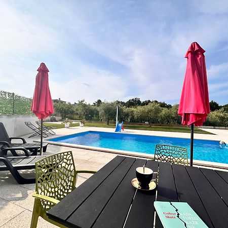 Villa Casa Storija Новиград Экстерьер фото